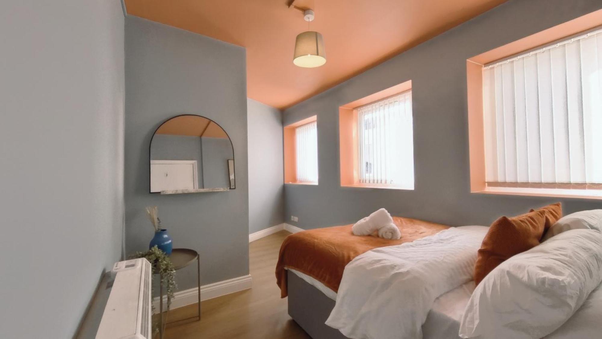 Group Bookings: Up To 30 Guests Across 5 Spacious Flats! Keyless Access Free Wifi & Parking Birmingham Ngoại thất bức ảnh